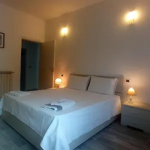Mirdita - Appartamento La Spezia